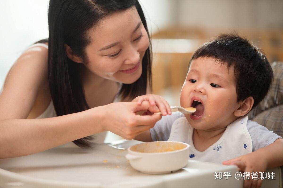 婴儿辅食引入，米粉的适宜时机探讨